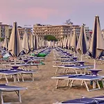 Apartamento Cozy Flat With Shared Pools And Private Garden *