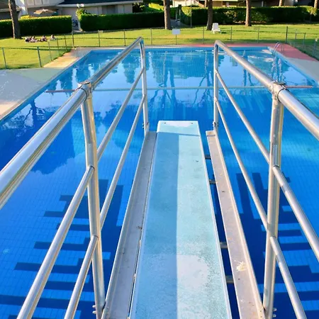 Family Flat In With Pools And Playground Apartamento