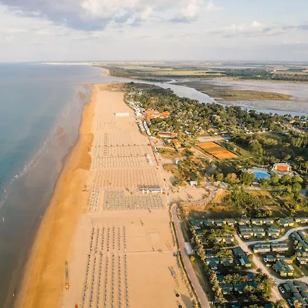 Family Flat In With Pools And Playground Apartment Bibione